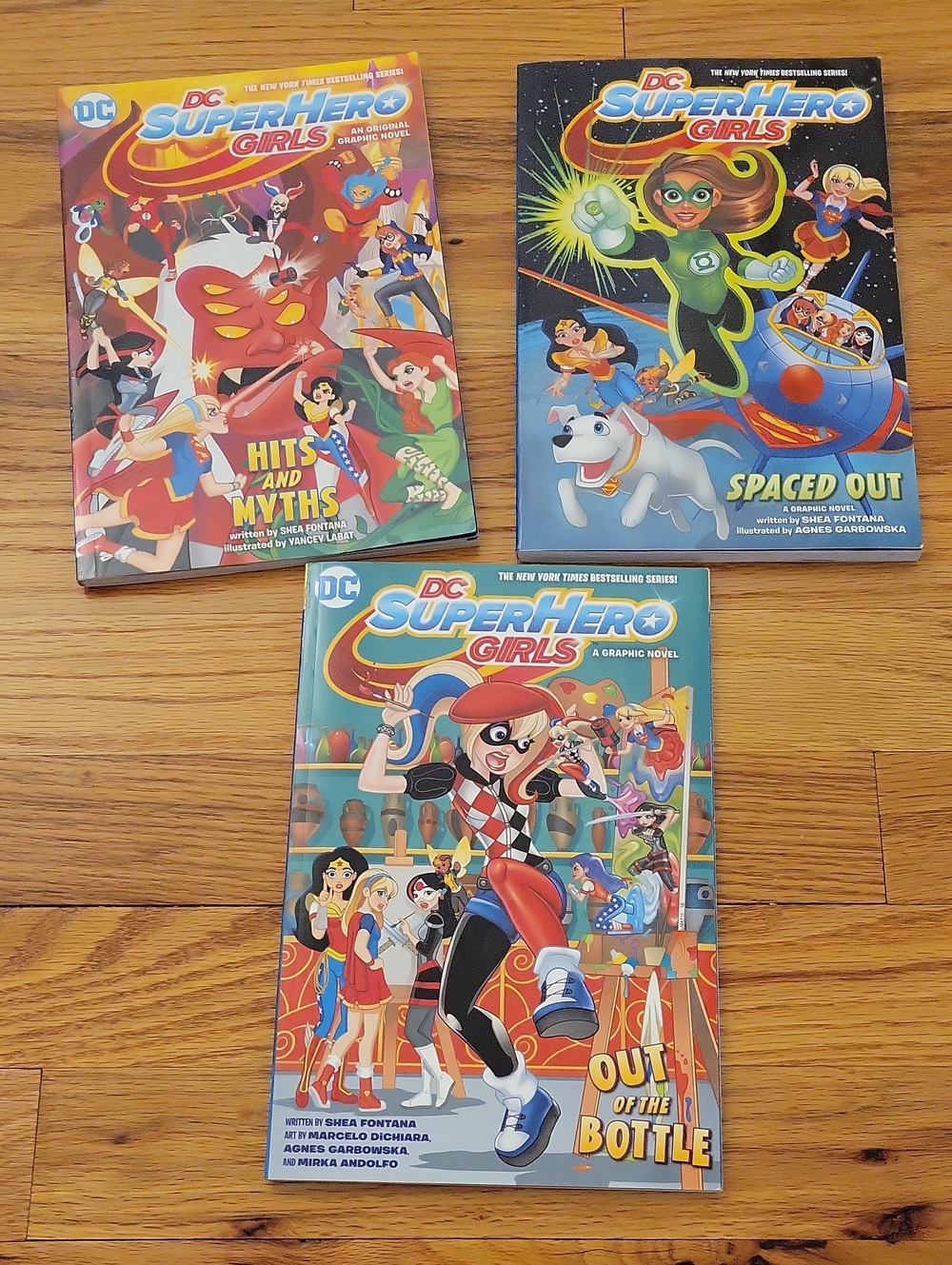 DC Super Hero Girls Graphic Novels - Colorful Kids Adventure Trio (Blue, Multi)